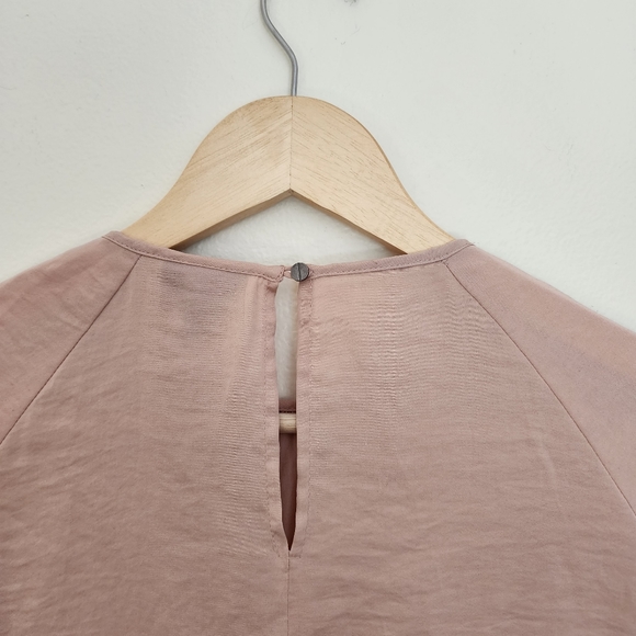 Mossimo Blush Silky Top Size Small - Picture 7 of 9